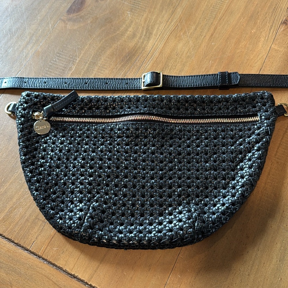 Clare v grande Fanny (read description)